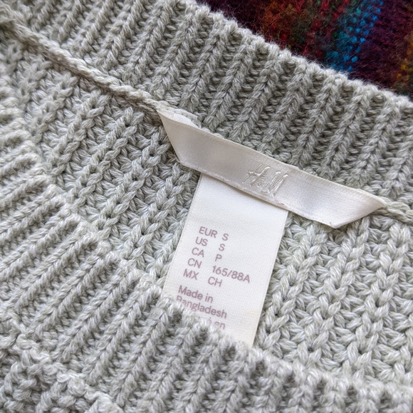 H&M Knit Sweater - Picture 2 of 3